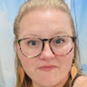 Meet your Posher, Stacy